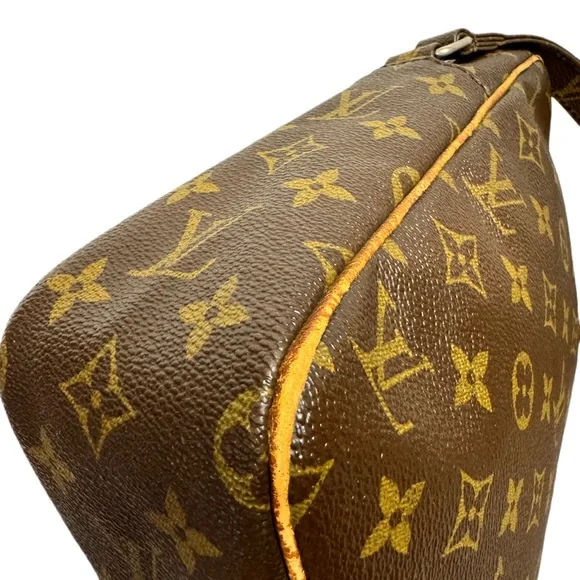 LOUIS VUITTON Marceau Messenger Crossbody - Picture 2 of 16